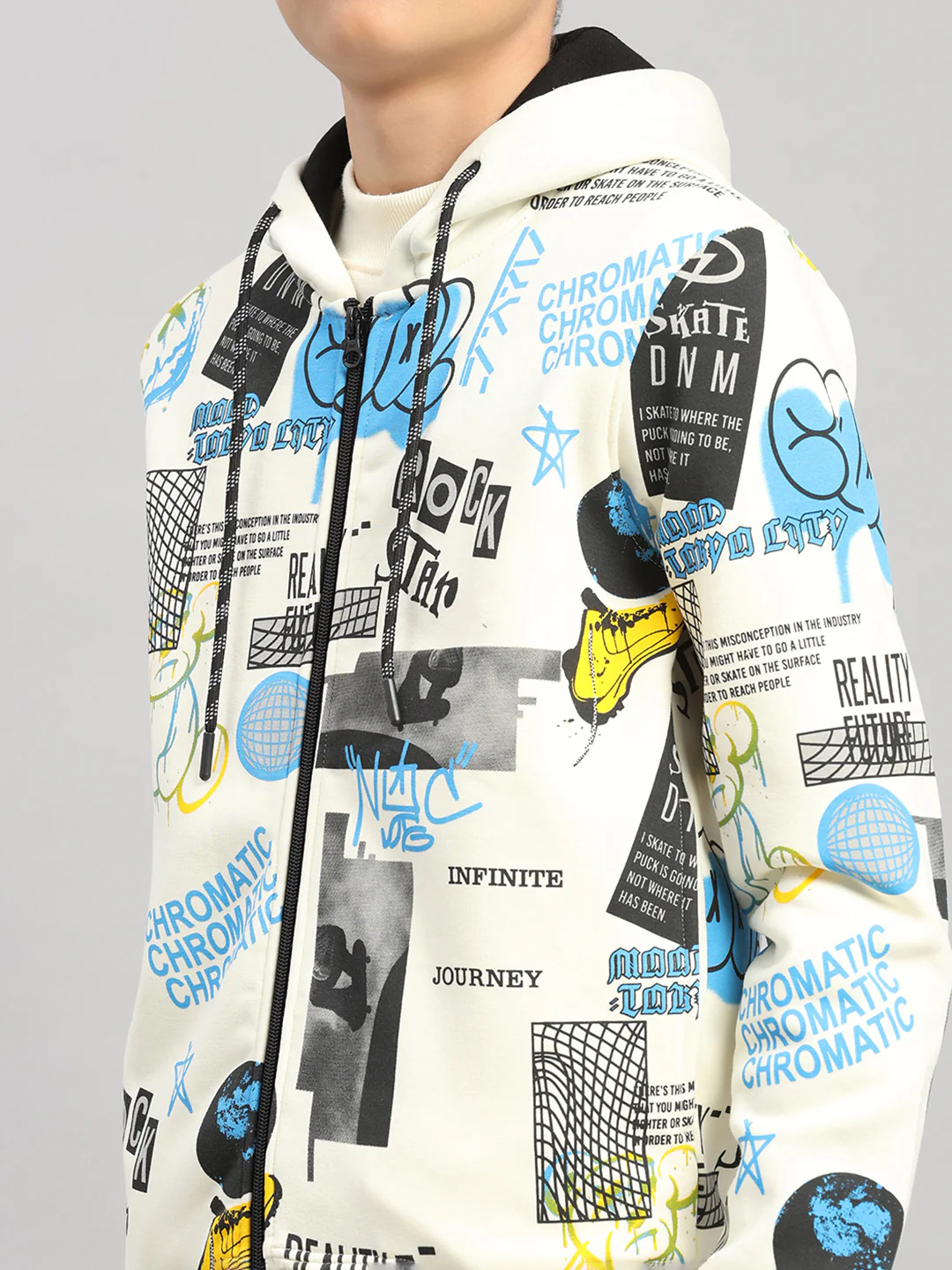 Boys Cream Printed Hooded Full Sleeve Sweatshirt - Image 7