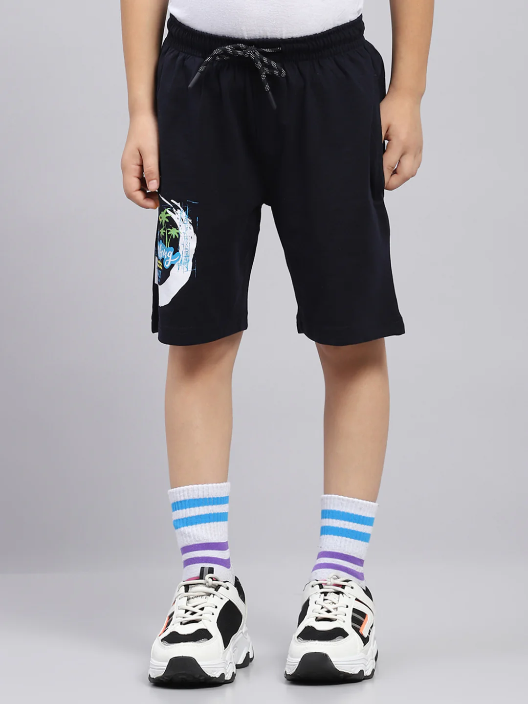 Boys Green & Navy Blue Printed Round Neck Half Sleeve Bermuda Set - Image 7