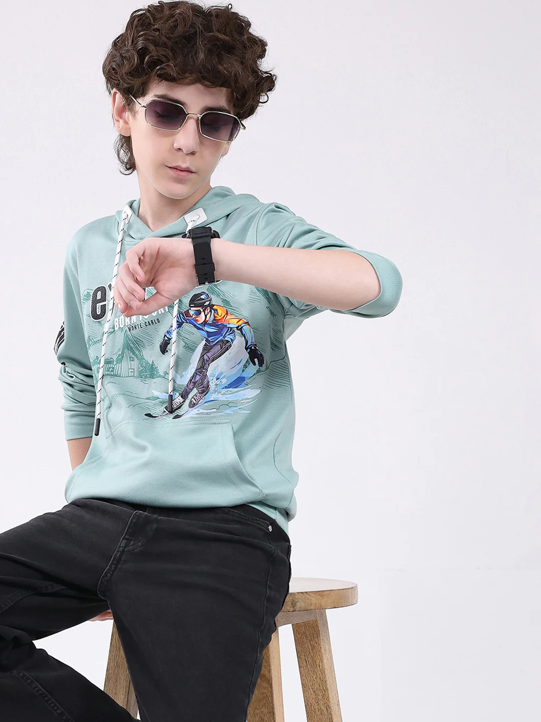 Boys Green Printed Hooded Full Sleeve Winter T-Shirt - Image 6