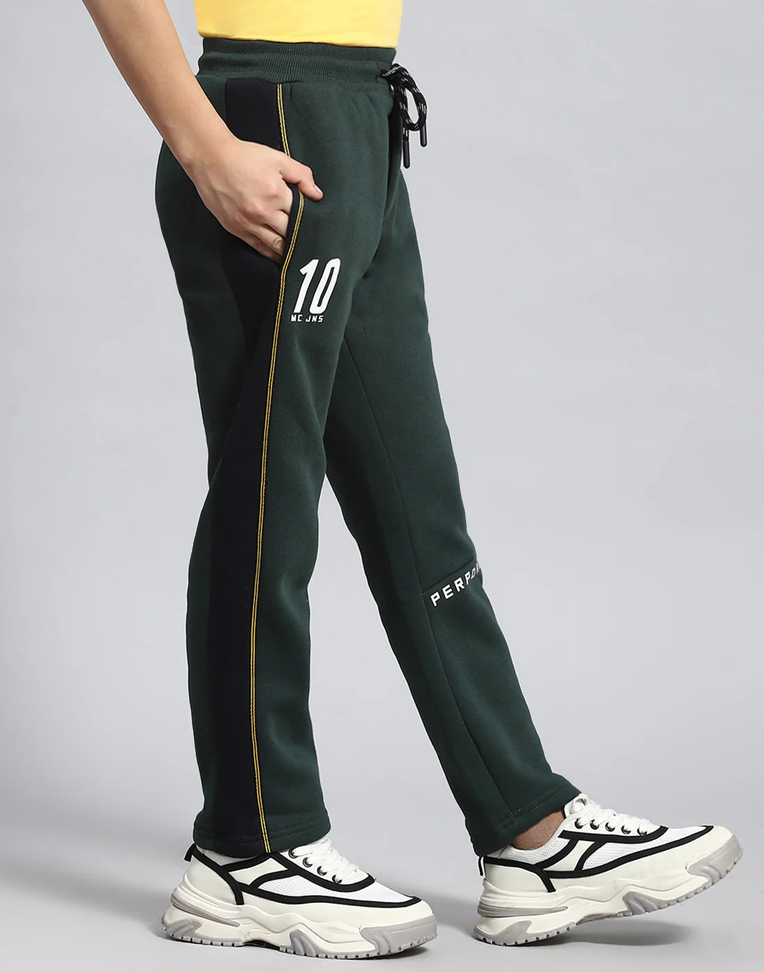 Boys Green Printed Regular Fit Lower - Image 4