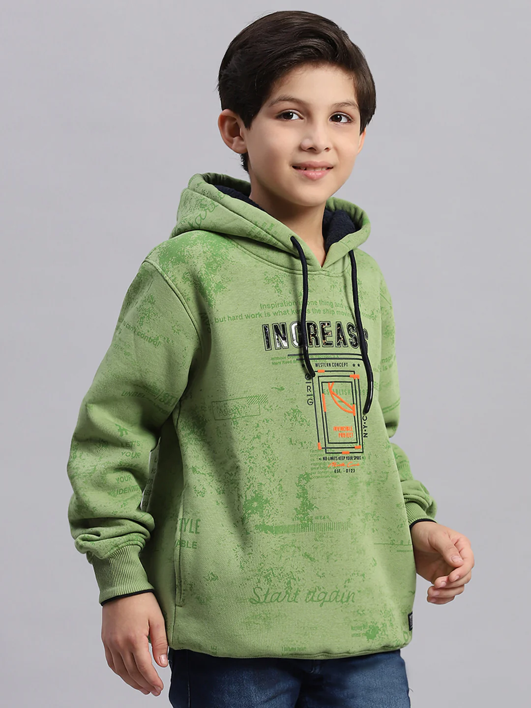 Boys Green Printed Round Neck Full Sleeve Sweatshirt - Image 4
