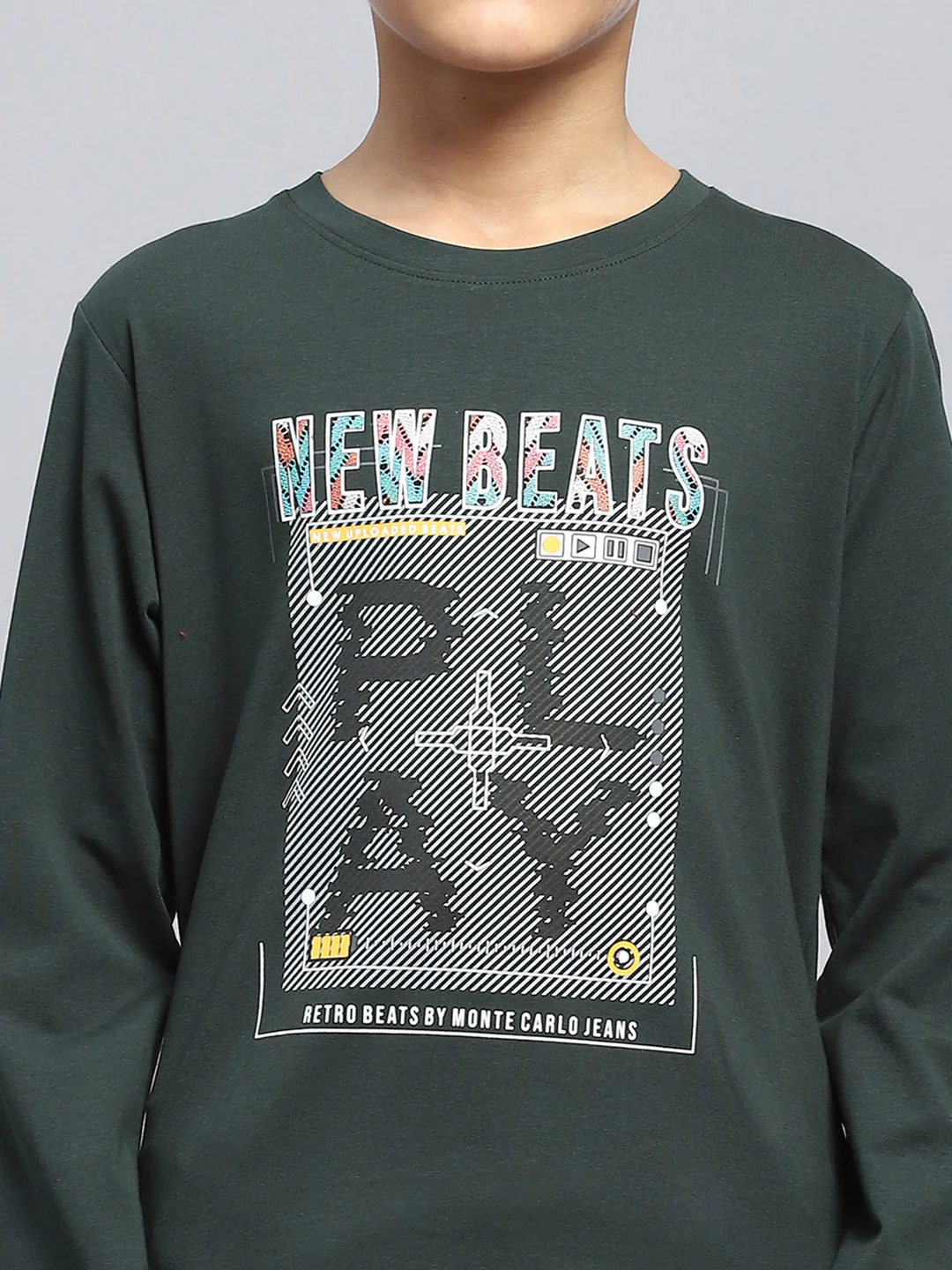 Boys Green Printed Round Neck Full Sleeve T-Shirt - Image 6