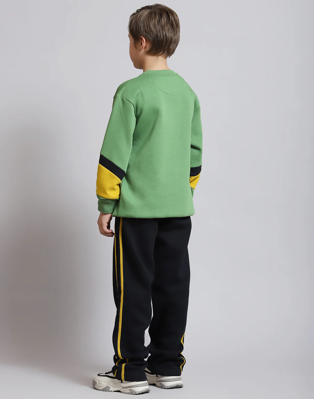 Boys Green Printed Round Neck Full Sleeve Tracksuit - Image 5