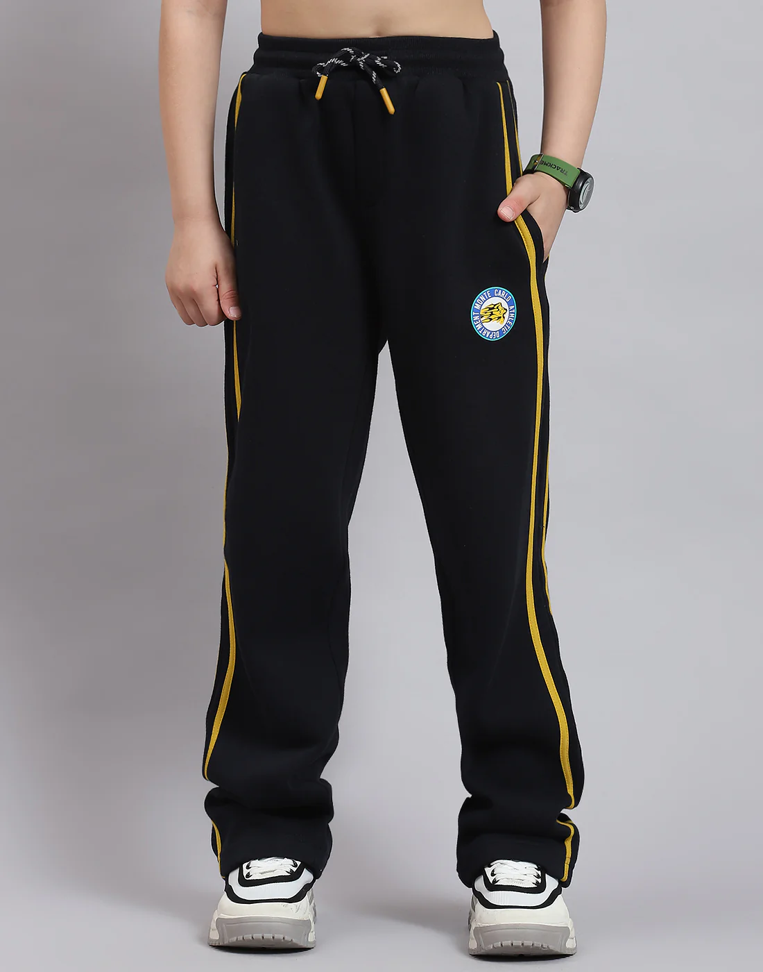 Boys Green Printed Round Neck Full Sleeve Tracksuit - Image 7
