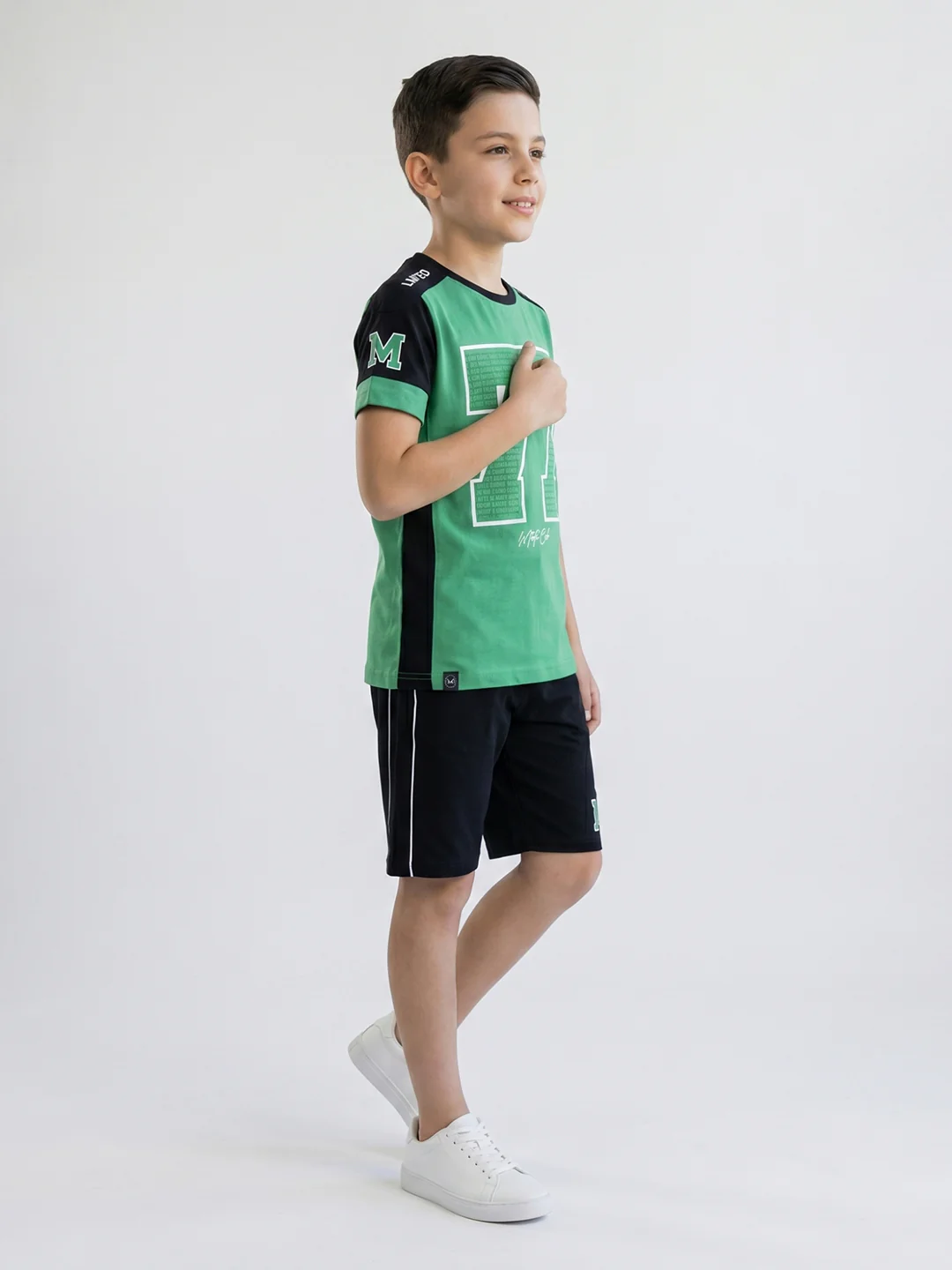 Boys Green Printed Round Neck Half Sleeve Bermuda Set - Image 3