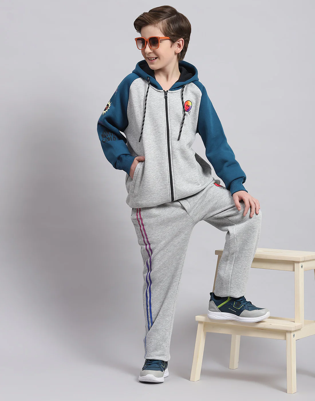 Boys Grey Melange Printed Hooded Full Sleeve Tracksuit