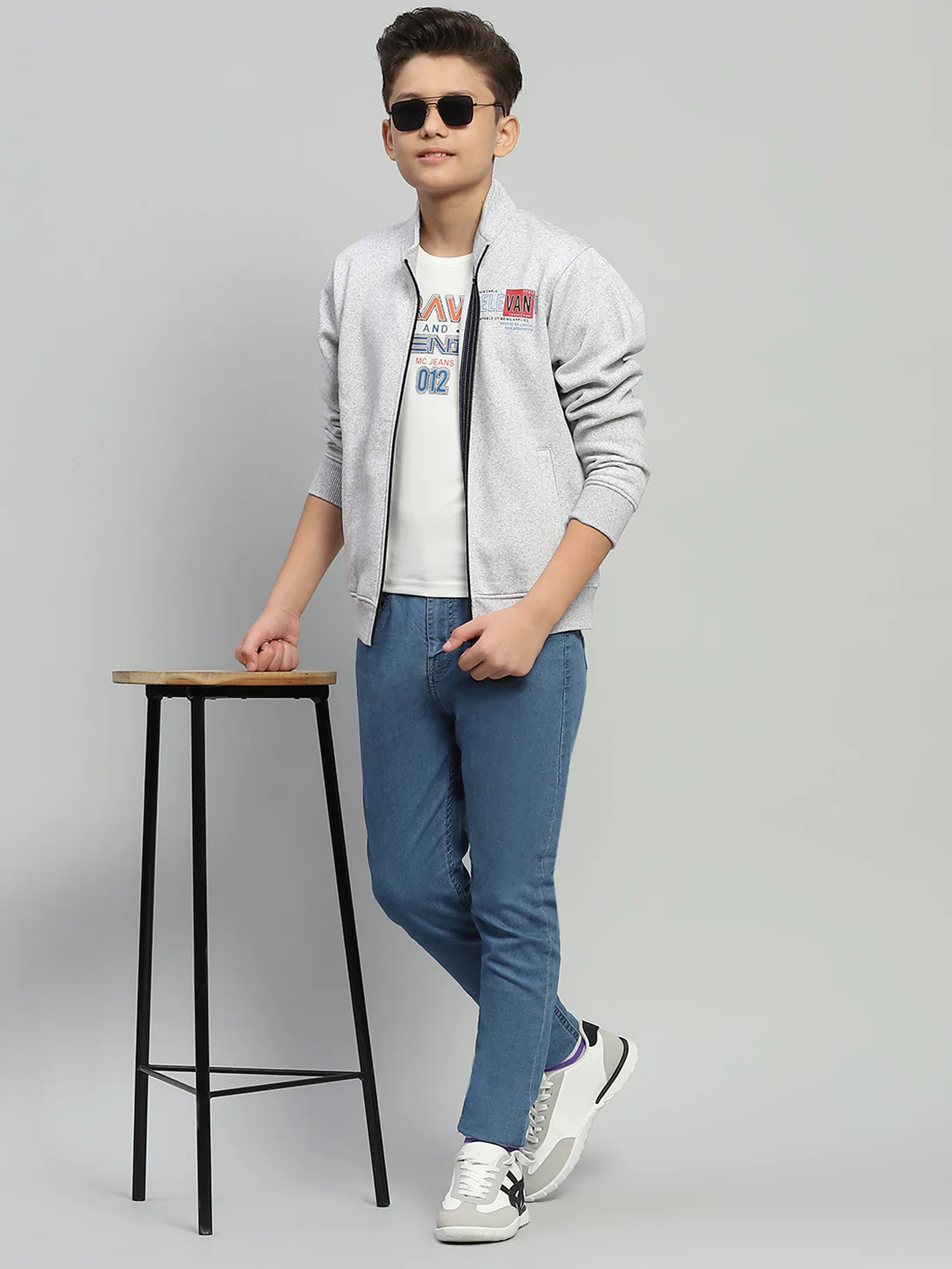 Boys Grey Printed Mock Neck Full Sleeve Sweatshirt - Image 2