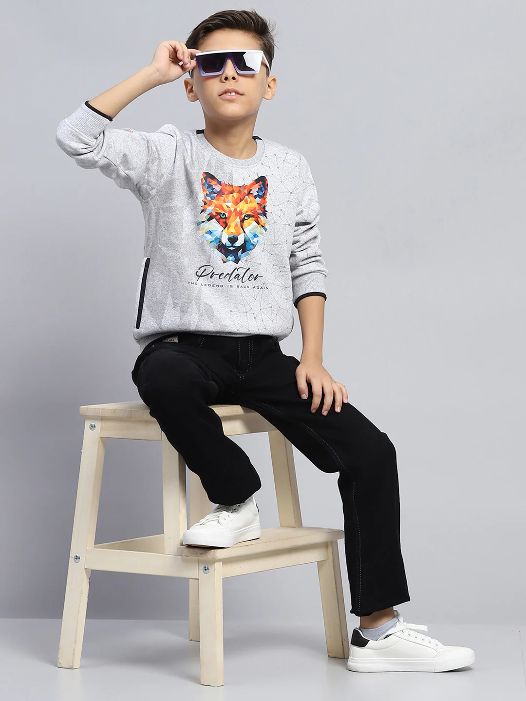 Boys Grey Printed Round Neck Full Sleeve Sweatshirt - Image 2