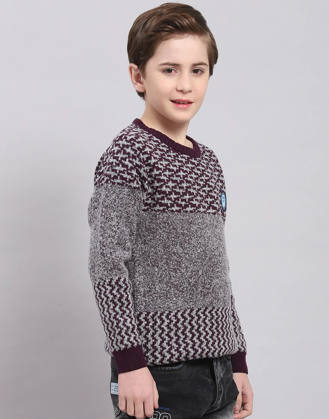 Boys Grey Self Design Round Neck Full Sleeve Sweater - Image 4