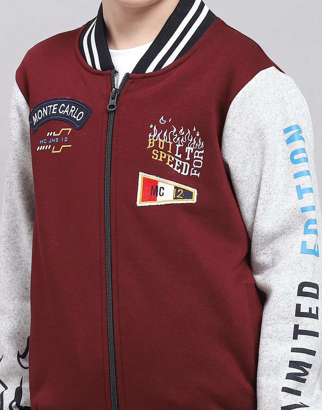 Boys Maroon Printed Mandarin Collar Full Sleeve Sweatshirt - Image 7