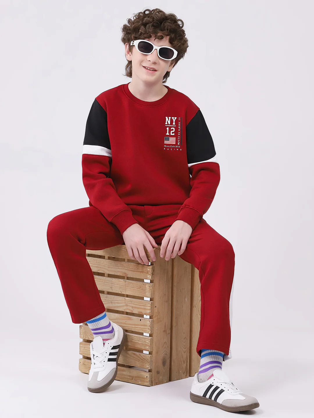 Boys Maroon Printed Round Neck Full Sleeve Winter Tracksuit - Image 2