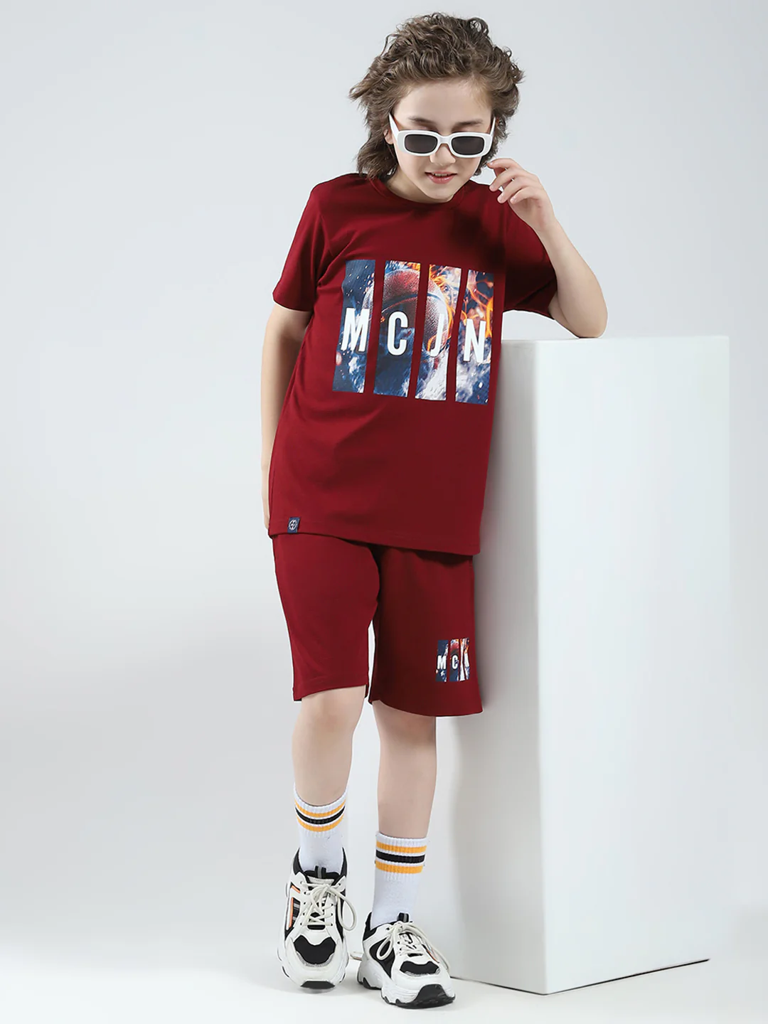Boys Maroon Printed Round Neck Half Sleeve Bermuda Set - Image 2