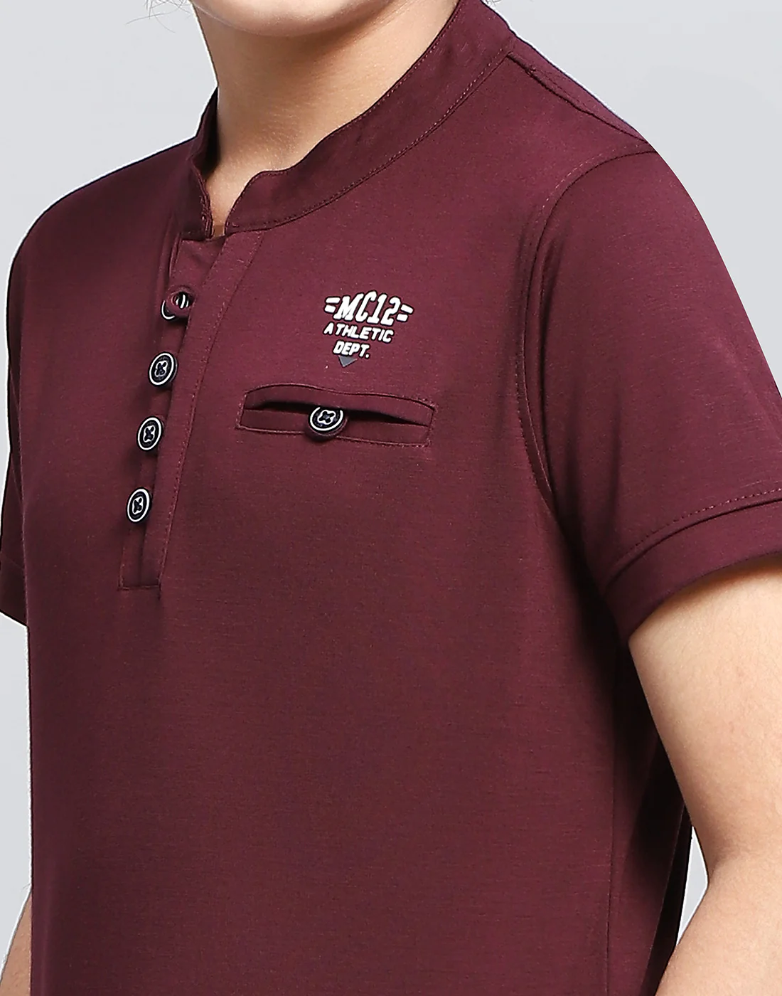 Boys Maroon Solid Mandarin Neck Half Sleeve T-Shirt - Image 6