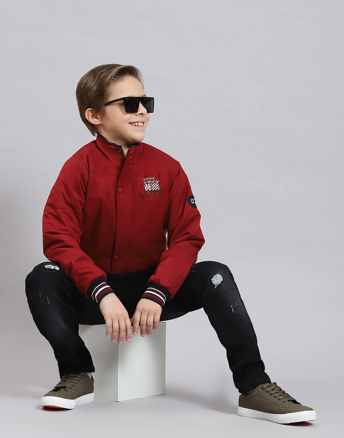Boys Maroon Solid Stand Collar Full Sleeve Boys Jacket - Image 2