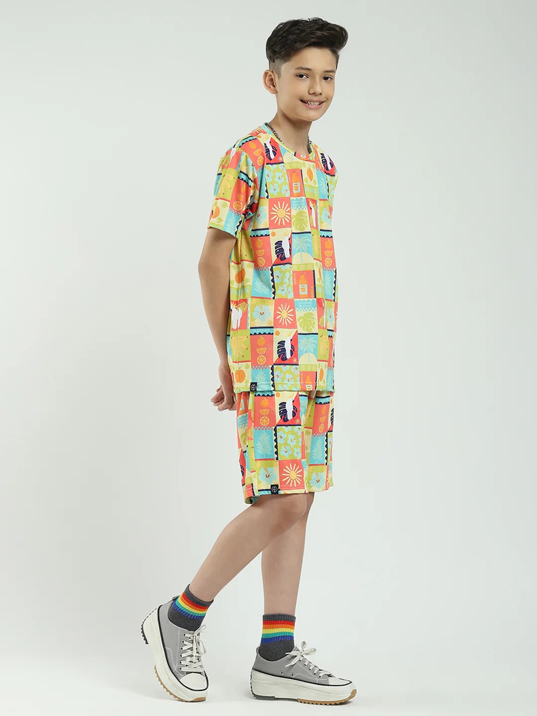 Boys Multicolor Printed Round Neck Half Sleeve Bermuda Set - Image 4