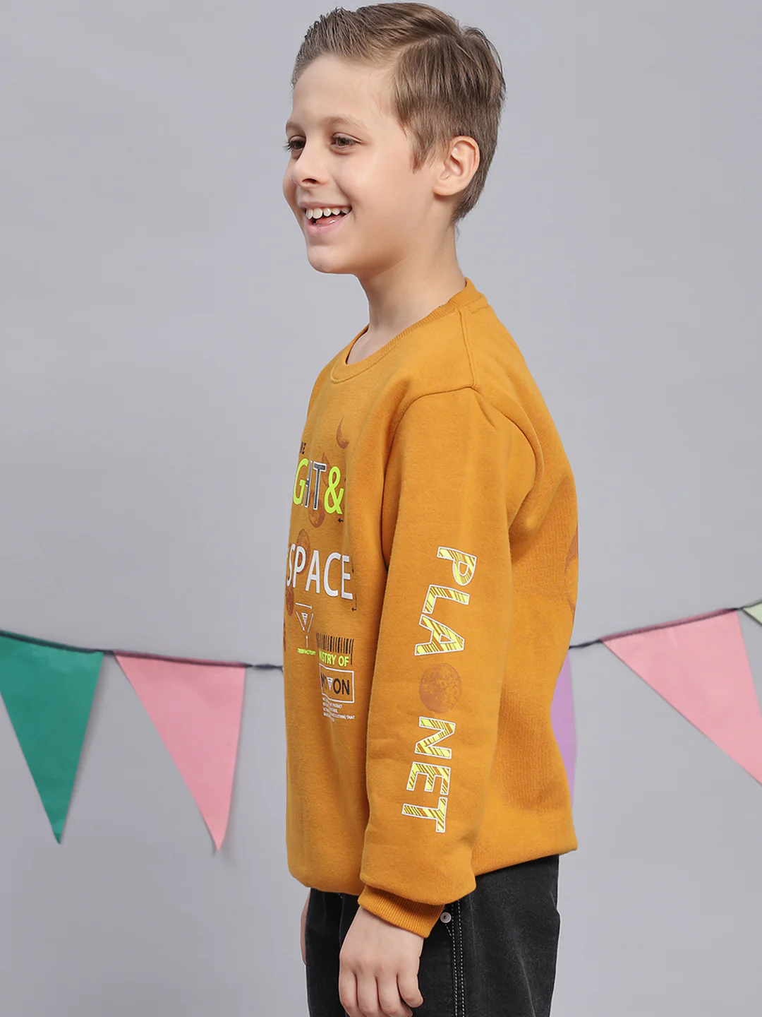 Boys Mustard Printed Round Neck Full Sleeve Sweatshirt - Image 3