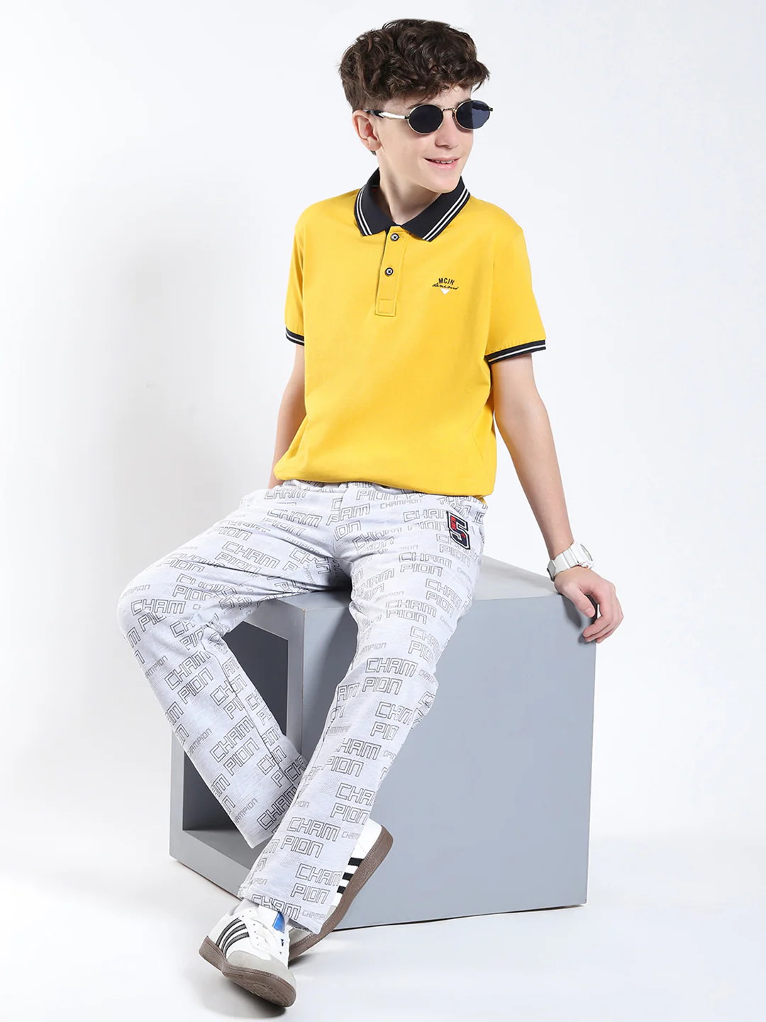 Boys Mustard Solid Collar Half Sleeve T-Shirt - Image 2