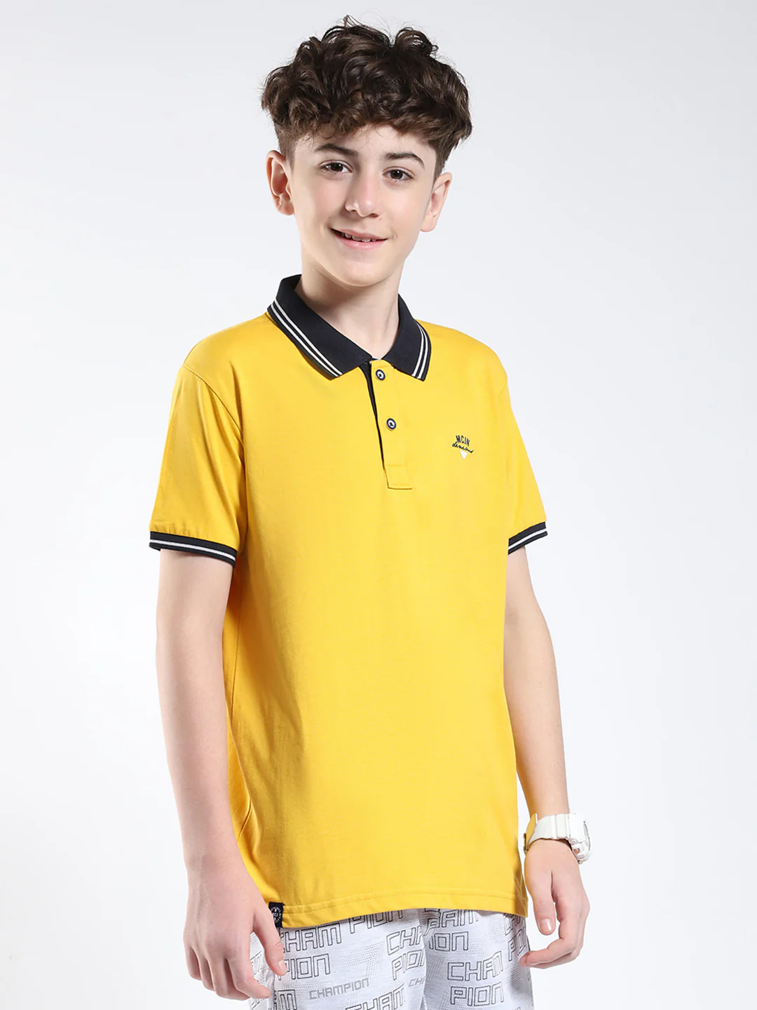 Boys Mustard Solid Collar Half Sleeve T-Shirt - Image 4
