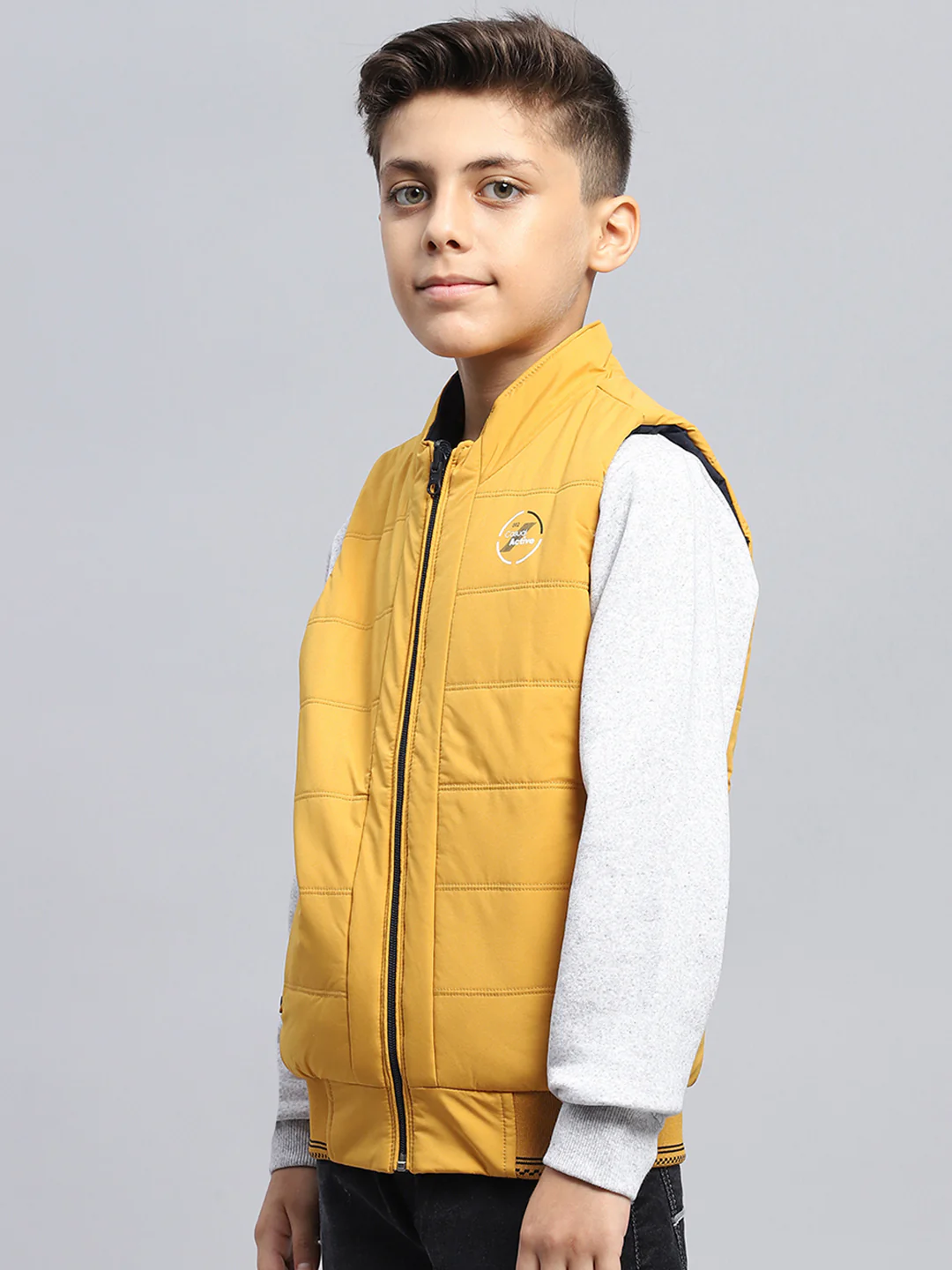 Boys Navy Blue & Mustard Solid Mock Neck Sleeveless Reversible Jacket - Image 3