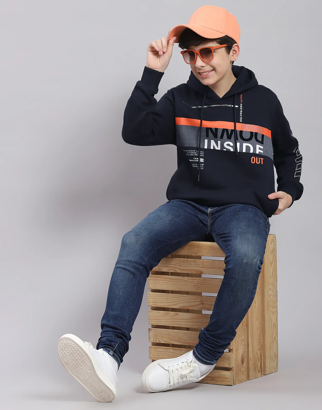 Boys Navy Blue Printed Hooded Full Sleeve Sweatshirt - Image 2