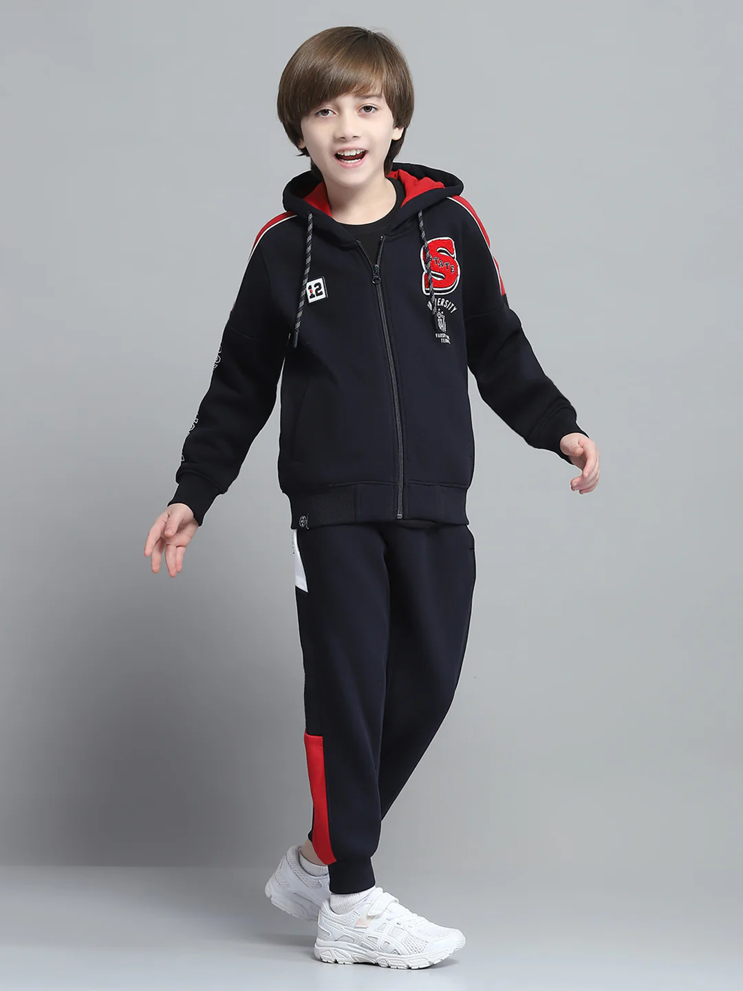 Boys Navy Blue Printed Hooded Full Sleeve Tracksuit - Image 4