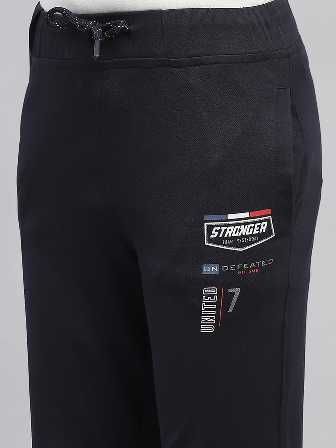 Boys Navy Blue Printed Regular Fit Lower - Image 7