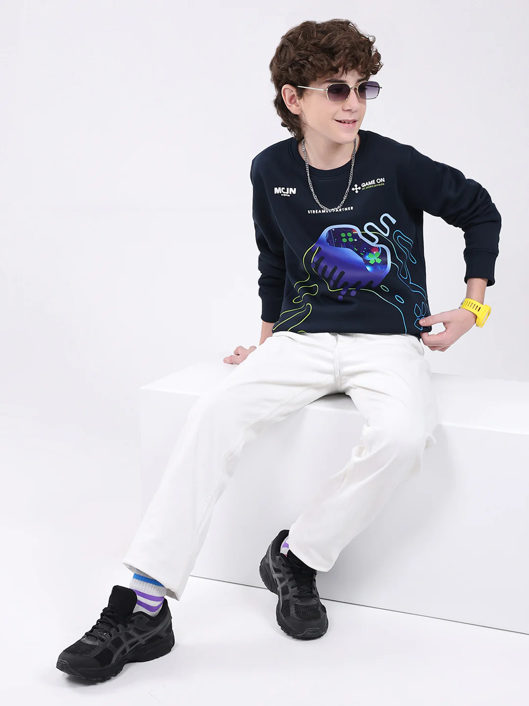 Boys Navy Blue Printed Round Neck Full Sleeve Sweatshirt - Image 2