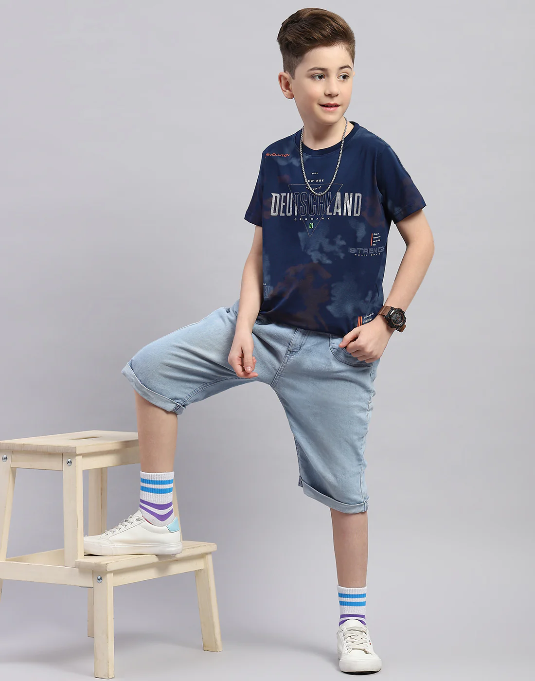 Boys Navy Blue Printed Round Neck Half Sleeve T-Shirt - Image 2
