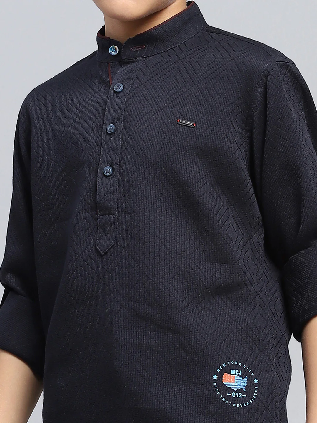 Boys Navy Blue Self Design Band Collar Full Sleeve Shirt - Image 6