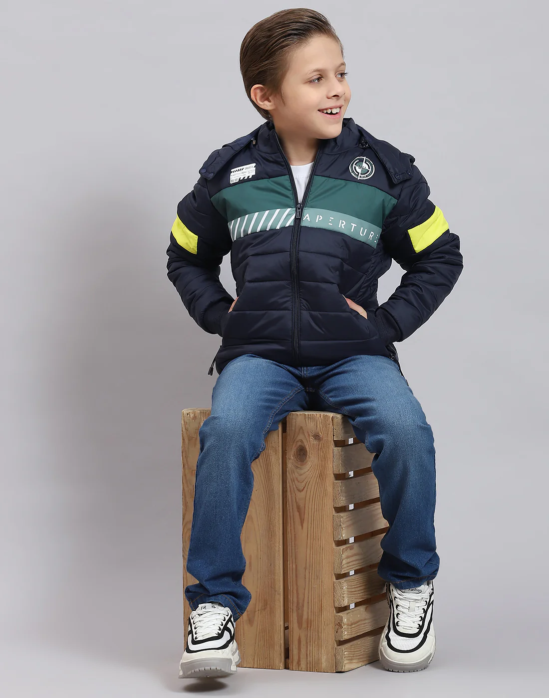 Boys Navy Blue Solid Hooded Full Sleeve Boys Jacket - Image 2