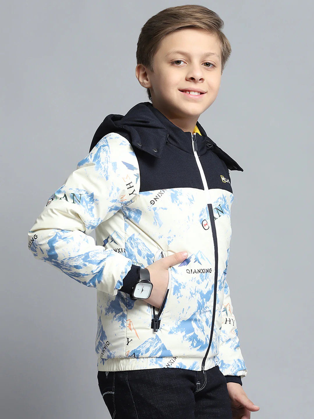 Boys Navy Blue & White Printed Detachable Hood Full Sleeve Jacket - Image 4