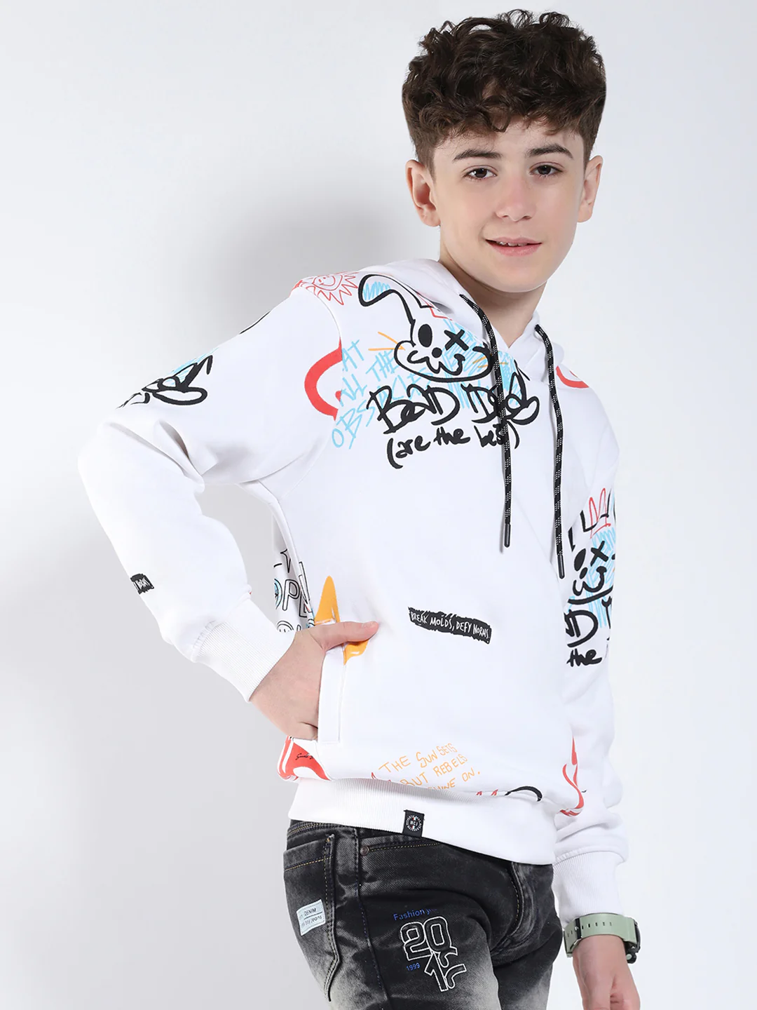 Boys Off White Printed Hooded Full Sleeve Sweatshirt - Image 4