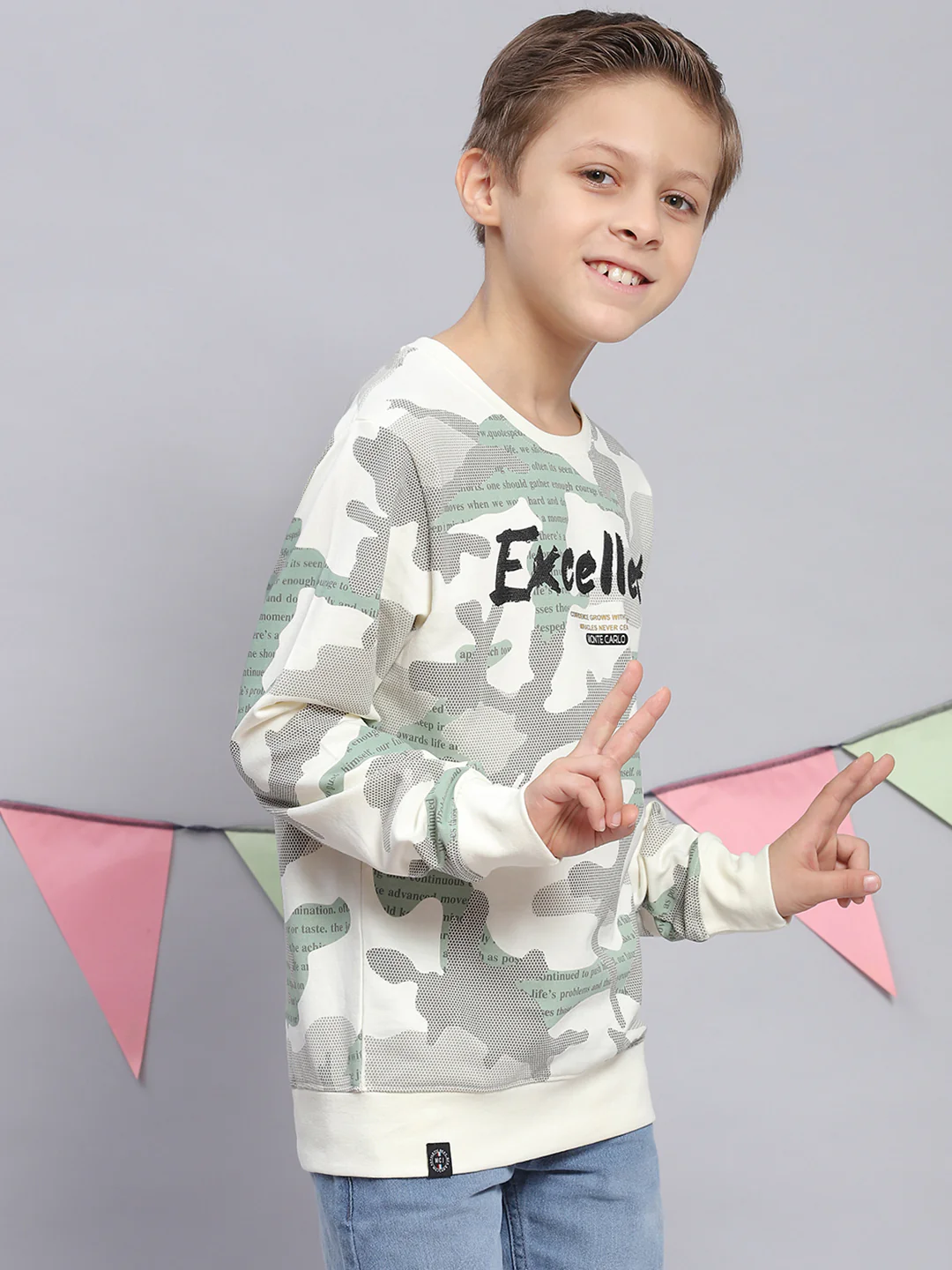 Boys Off White Printed Round Neck Full Sleeve Sweatshirt - Image 4