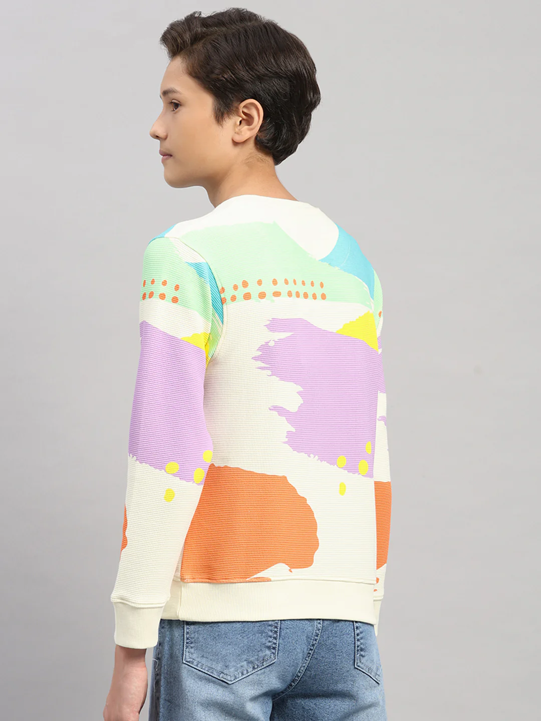Boys Off White Printed Round Neck Full Sleeve Sweatshirt - Image 5