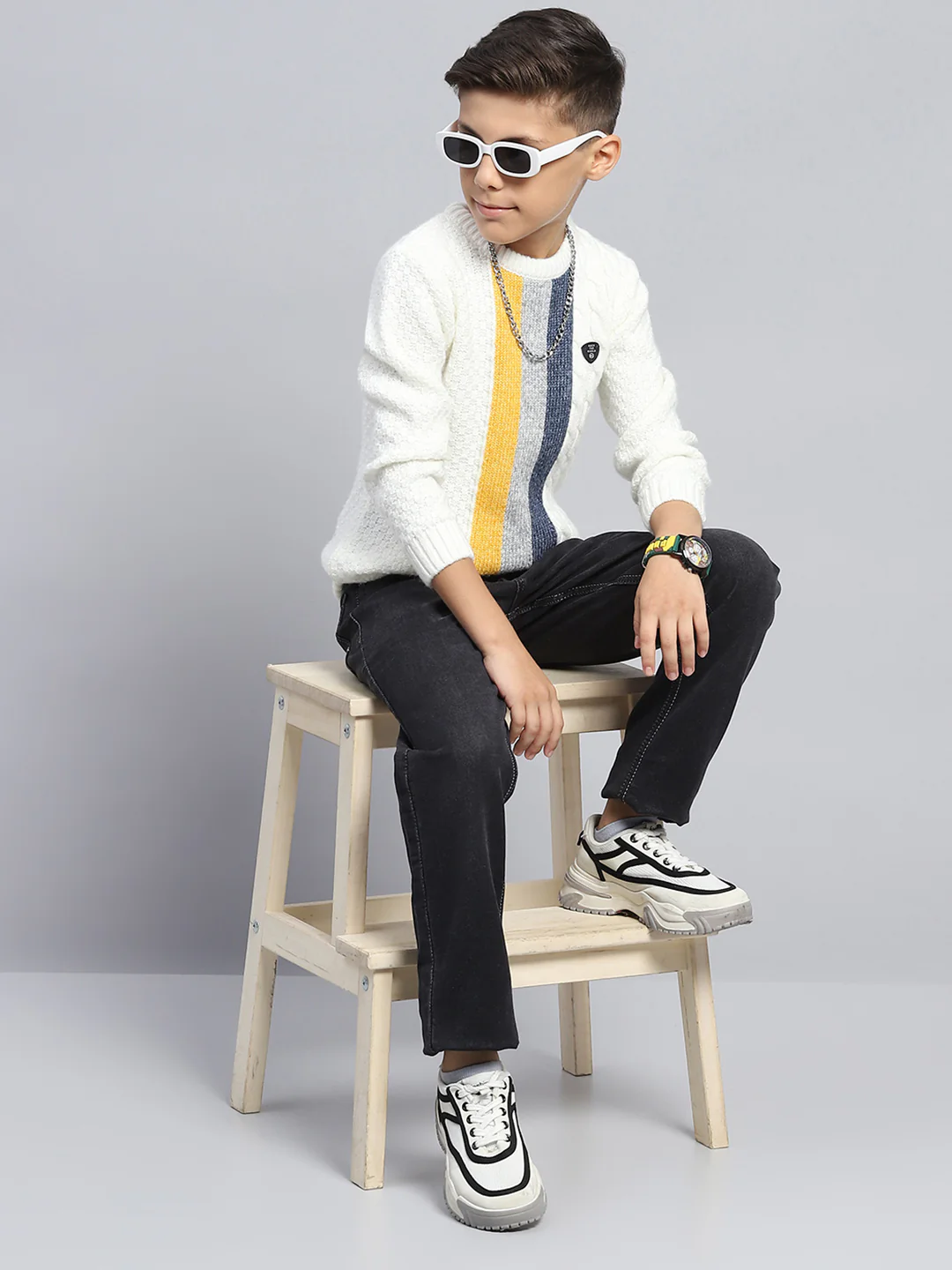 Boys Off White Self Design Round Neck Full Sleeve Pullover - Image 2