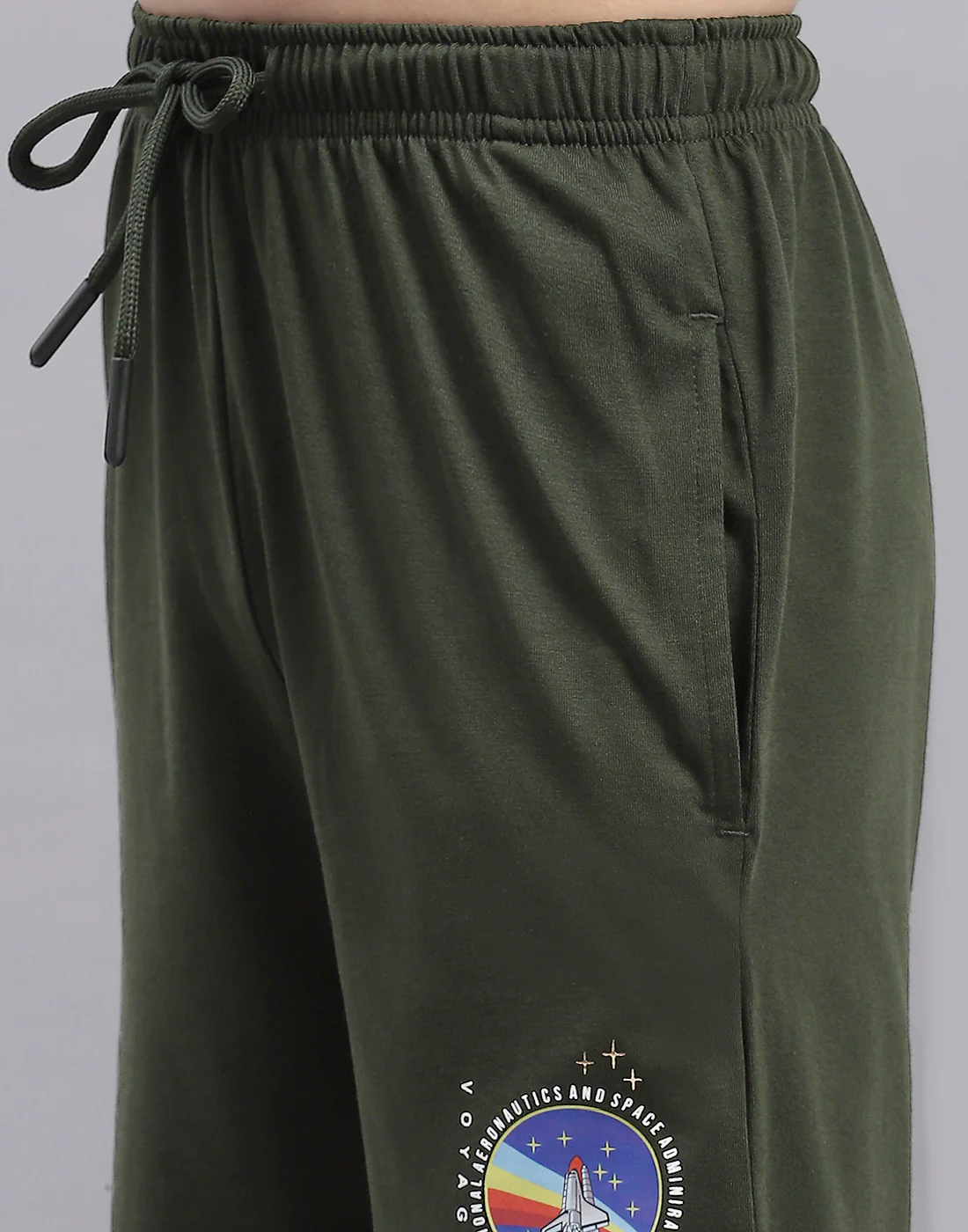 Boys Olive Printed Round Neck Half Sleeve Bermuda Set - Image 8