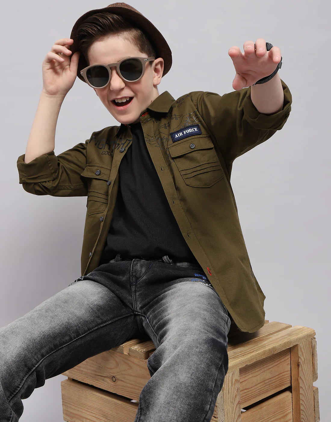 Boys Olive Solid Collar Full Sleeve Shirt - Image 6