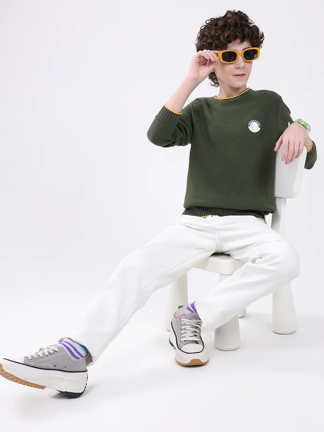 Boys Olive Solid Round Neck Full Sleeve Pullover - Image 2
