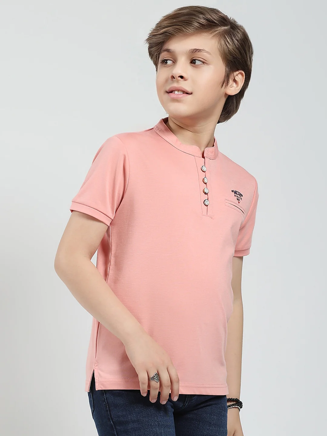 Boys Peach Solid Band Collar Half Sleeve T-Shirt - Image 4