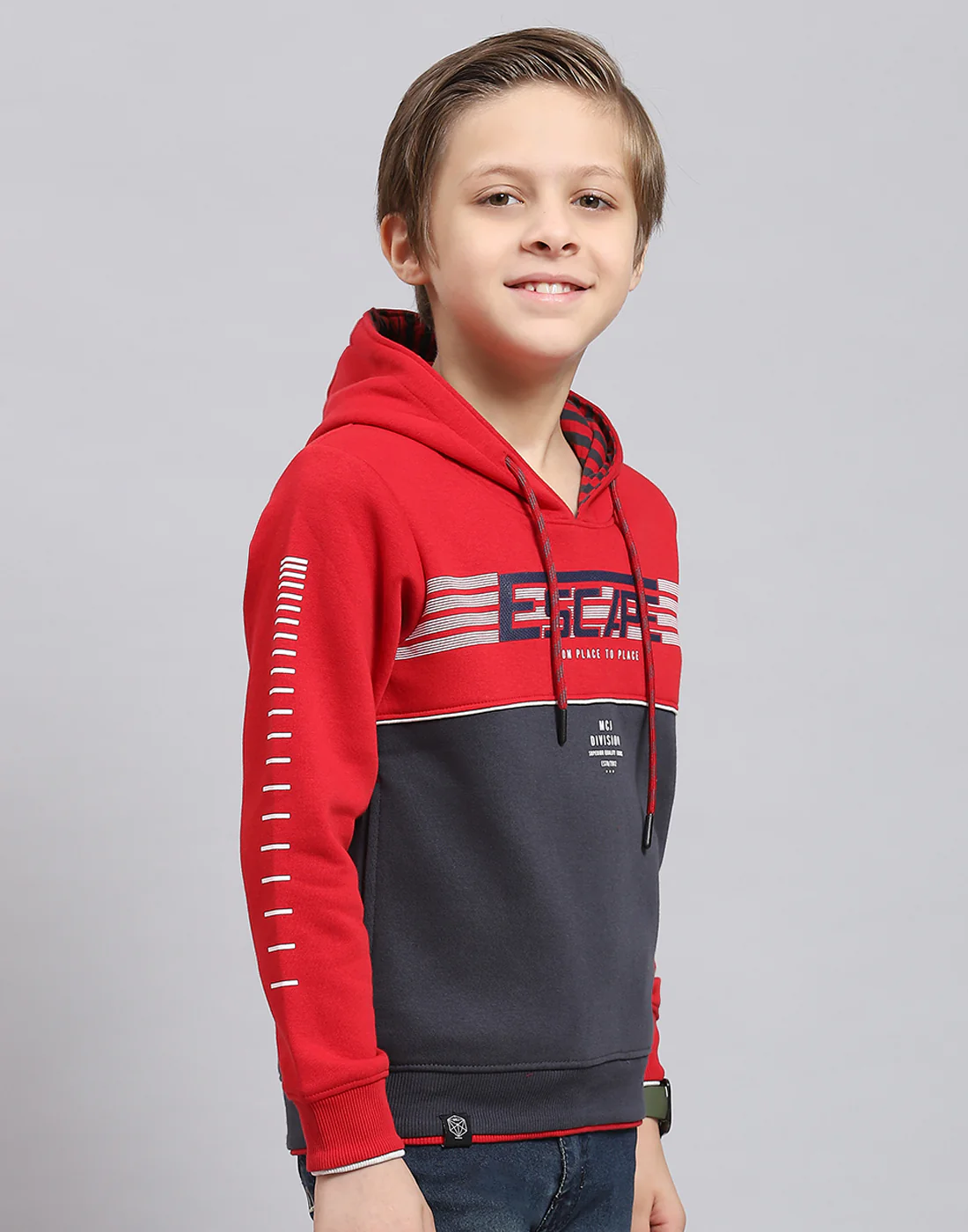 Boys Red Printed Hooded Full Sleeve Sweatshirt - Image 4