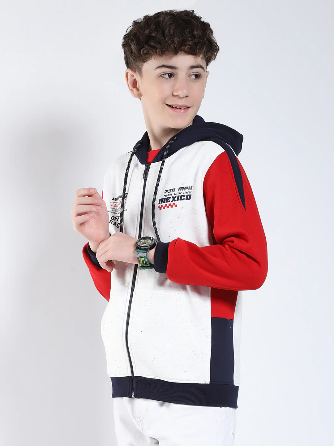 Boys Red Printed Hooded Full Sleeve Sweatshirt - Image 3