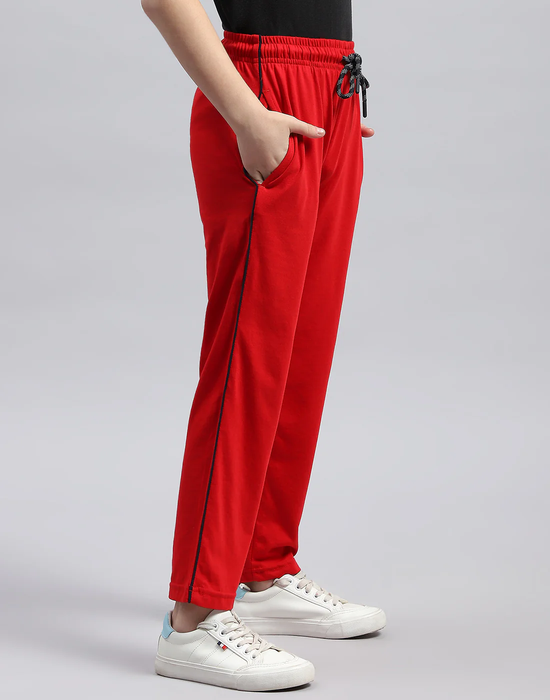 Boys Red Printed Regular Fit Lower - Image 4
