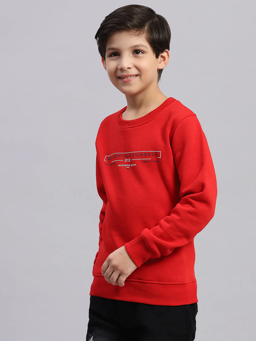 Boys Red Printed Round Neck Full Sleeve Sweatshirt - Image 3