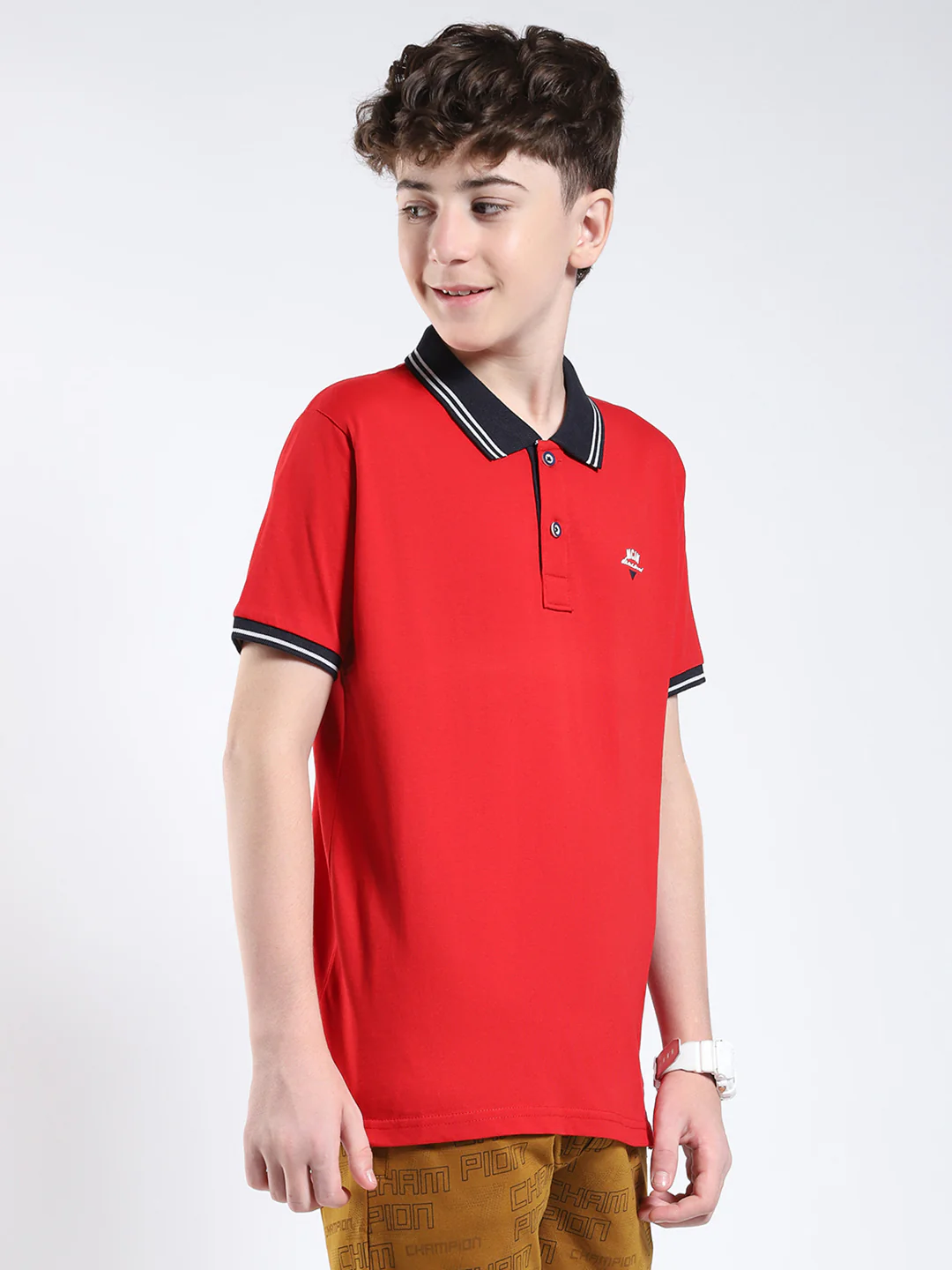 Boys Red Solid Collar Half Sleeve T-Shirt - Image 4