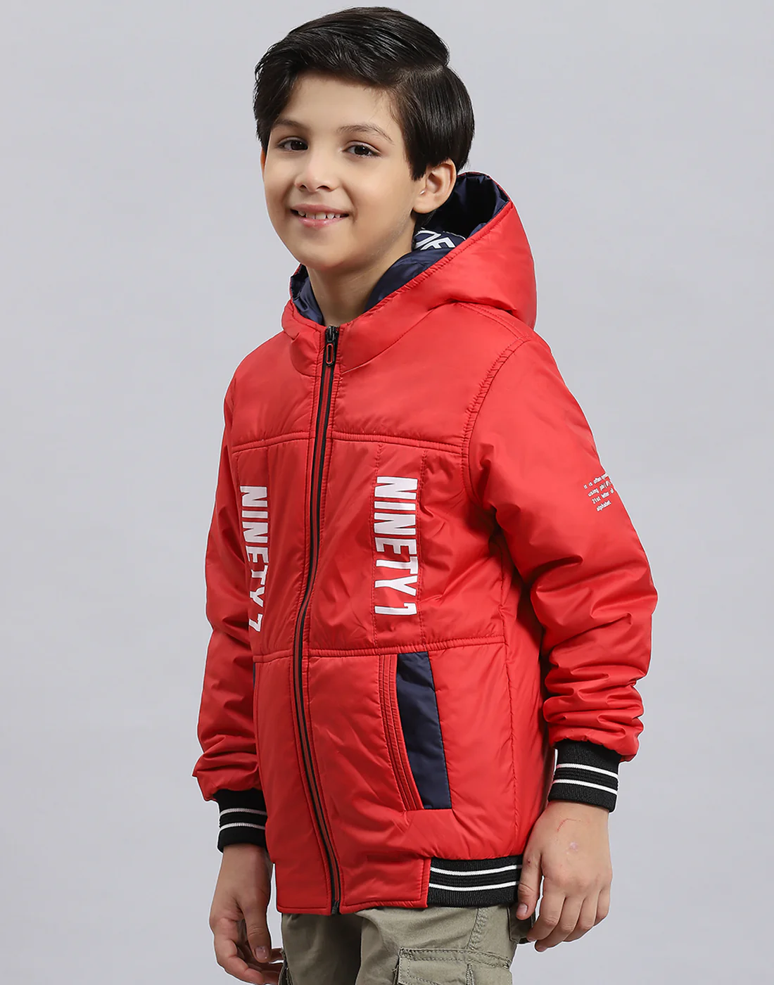 Boys Red Solid Hooded Full Sleeve Boys Jacket - Image 3