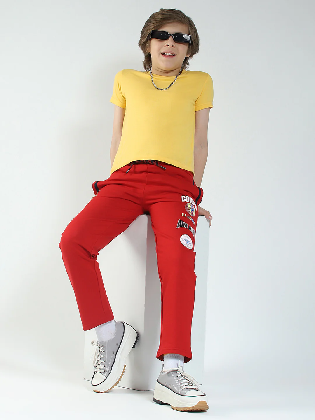 Boys Red Solid Regular Fit Lower - Image 2