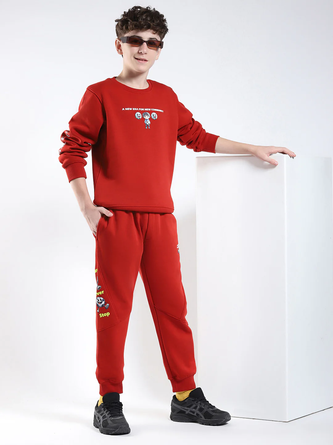 Boys Rust Printed Collar Full Sleeve Winter Tracksuit - Image 2
