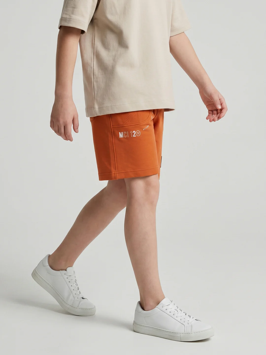 Boys Rust Solid Regular Fit Shorts - Image 2