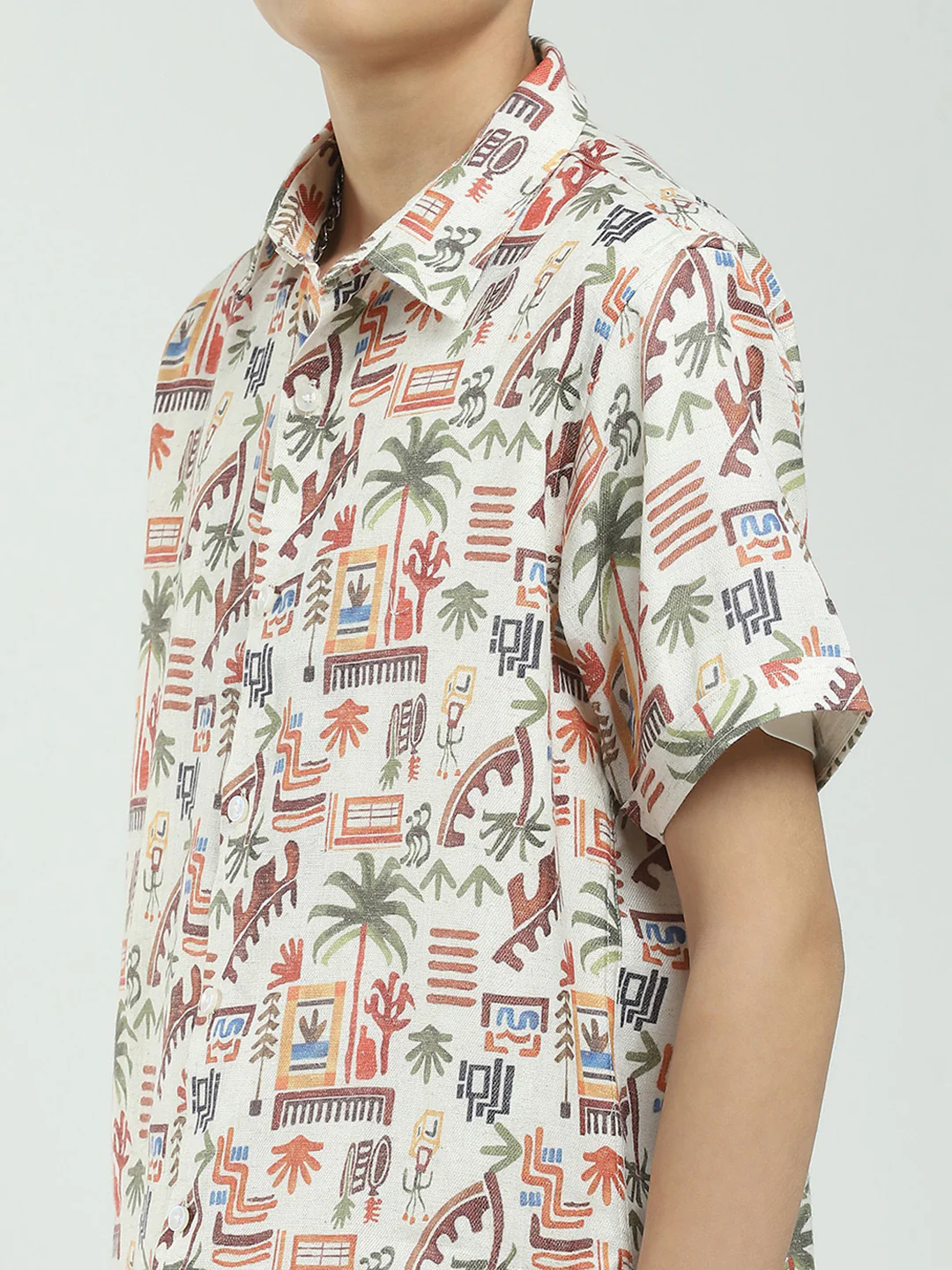 Boys White Printed Collar Half Sleeve Cords Set - Image 9