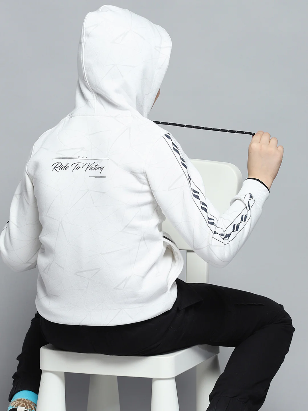 Boys White Printed Hooded Full Sleeve Sweatshirt - Image 6